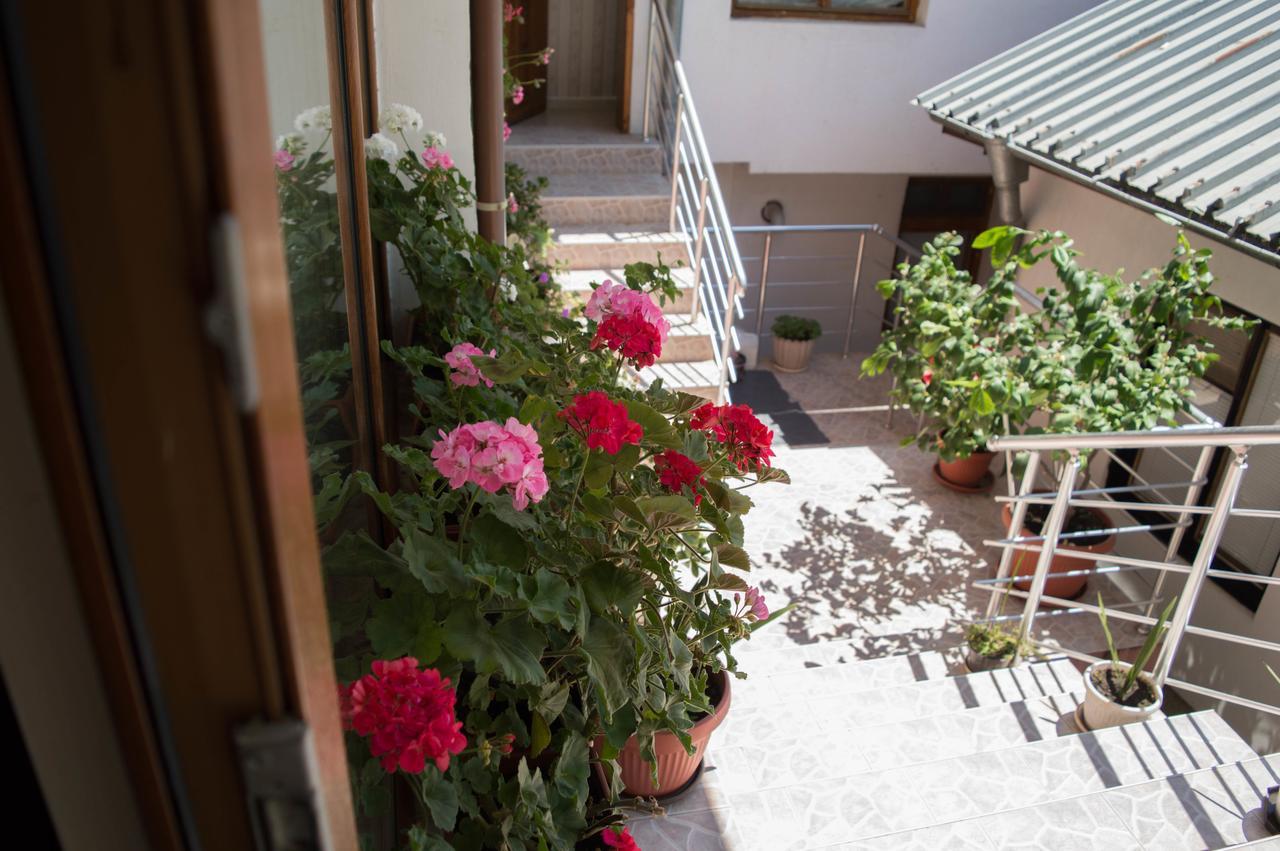 סבטי ולאס Guest House Byki מראה חיצוני תמונה